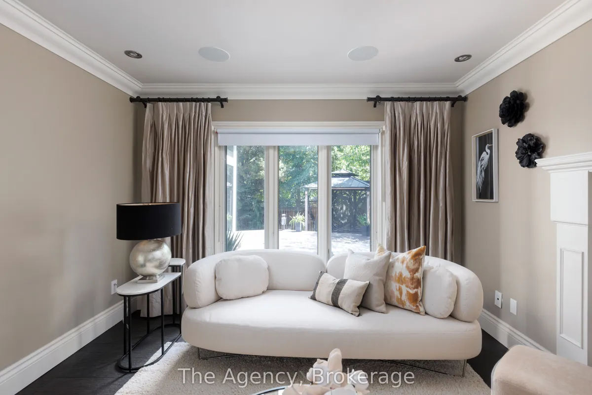 262 Mary Street, ON L6K 3V4