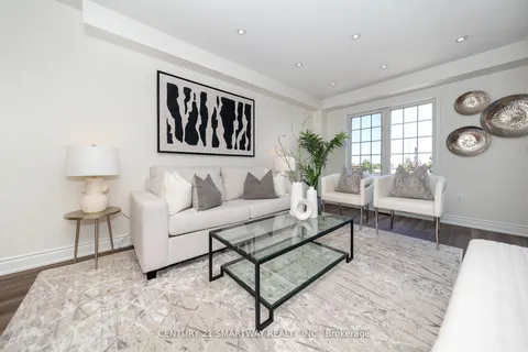 3424 Angel Pass Drive, ON L5M 7N4