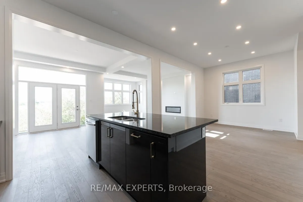 3299 harasym Trail, ON L6H 3S1