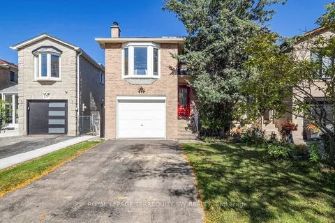 4287 Beacon Lane, ON L5C 3V8