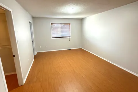 29 Mistdale Crescent, ON L7A 1S2