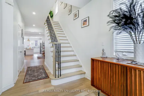 918 Savoline Boulevard, ON L9T 0Z4