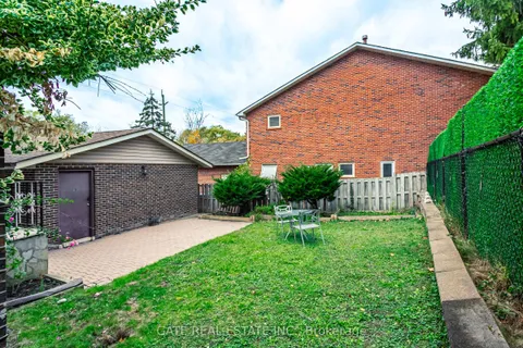 60 Scott Street, ON L6V 1S3