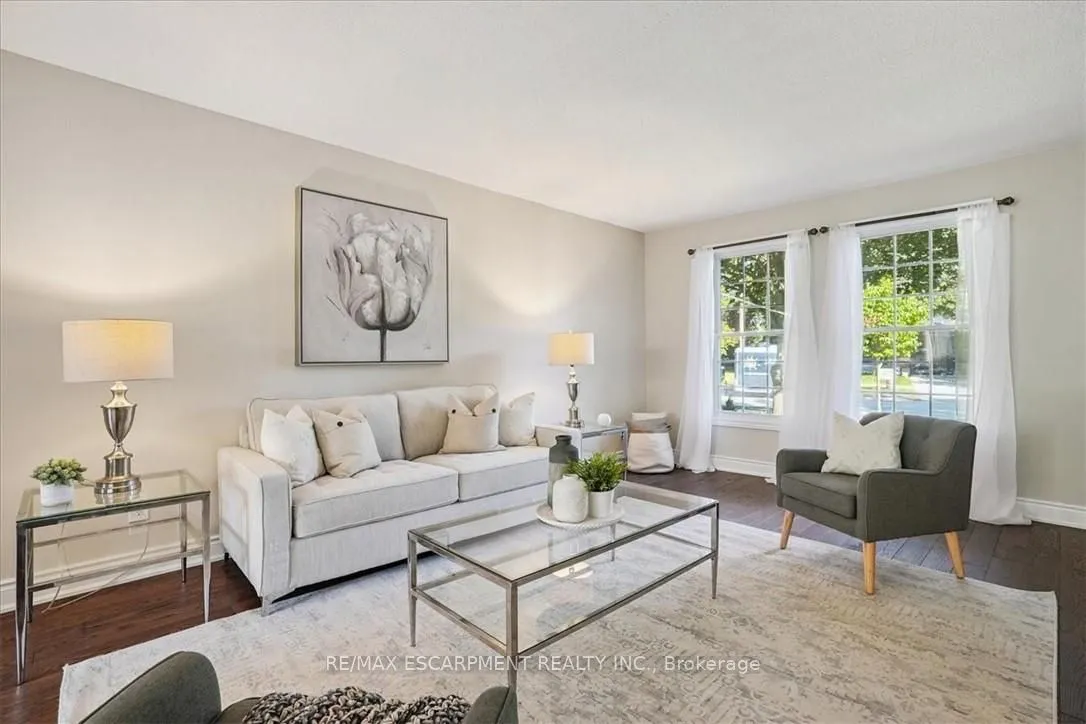 41 Steen Drive, ON L5N 2V3