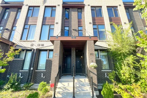 1776 Lawrence Avenue, ON M6L 1C7