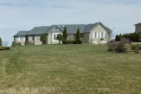 8 Everglade Drive, ON L6P 0R2