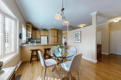 30 Nailsworth Crescent, ON L7C 1R3