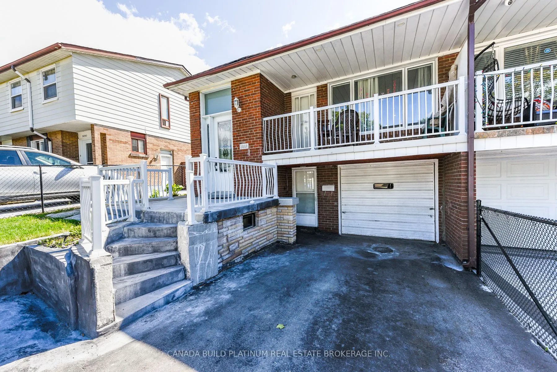 3088 Harold Sheard Drive, ON L4T 1V5