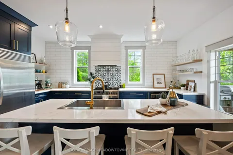 13394 Tenth Line, ON L7G 4S8