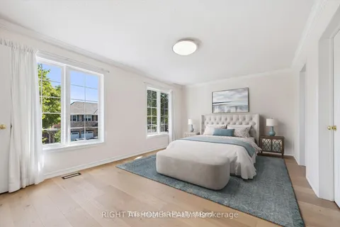 1413 Pinecliff Road, ON L6M 3Z2