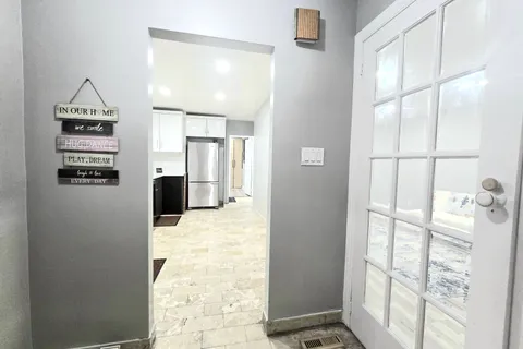 65 Elnathan Crescent, ON M9L 2G2