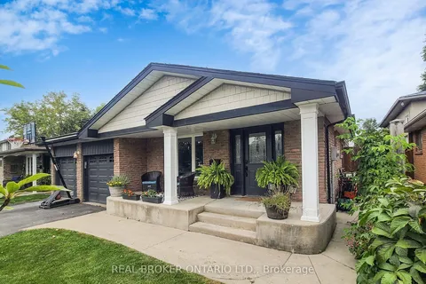 729 Willow Avenue, ON L9T 3E5