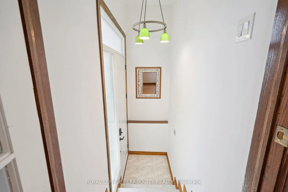 664 Scarlett Road, ON M9P 2T1