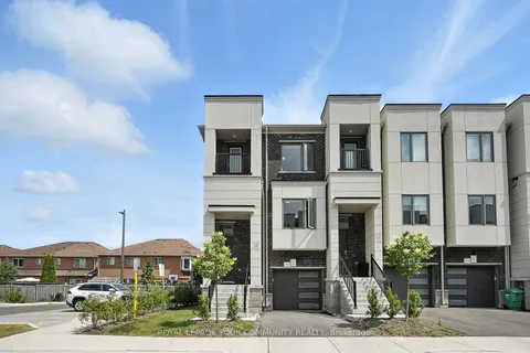 19 Heathrow Lane, ON L7E 2E1