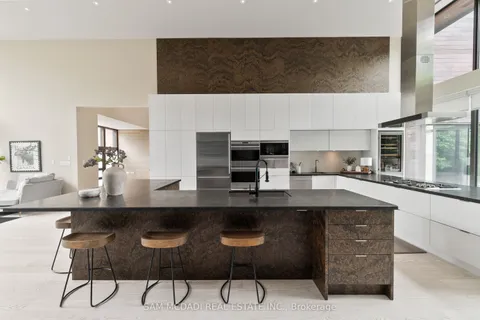 1287 Birchview Drive, ON L5H 3E3