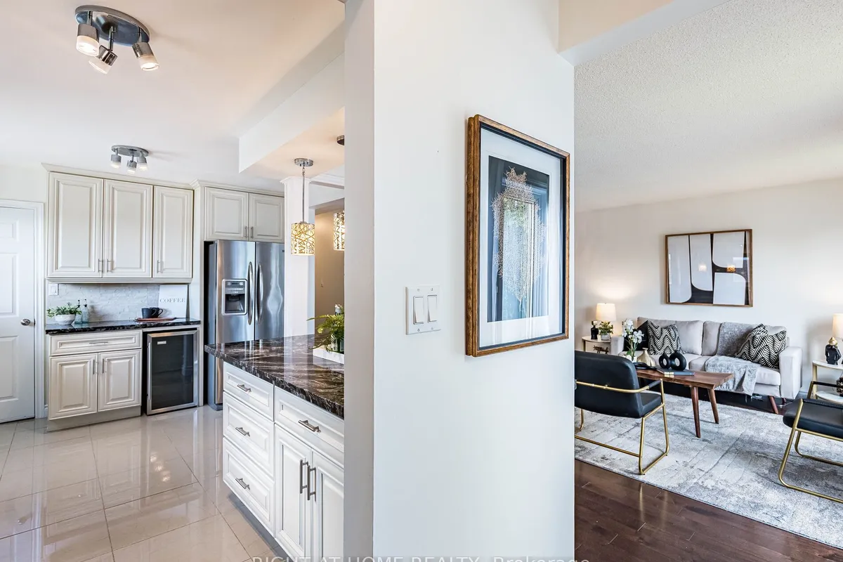 118 Bonham Boulevard, ON L5M 1C7