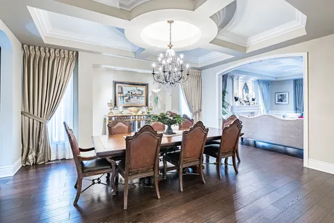 41 Burlwood Road, ON L6P 4E8