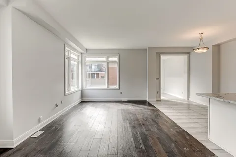 66 Pearman Crescent, ON L7A 4Y9