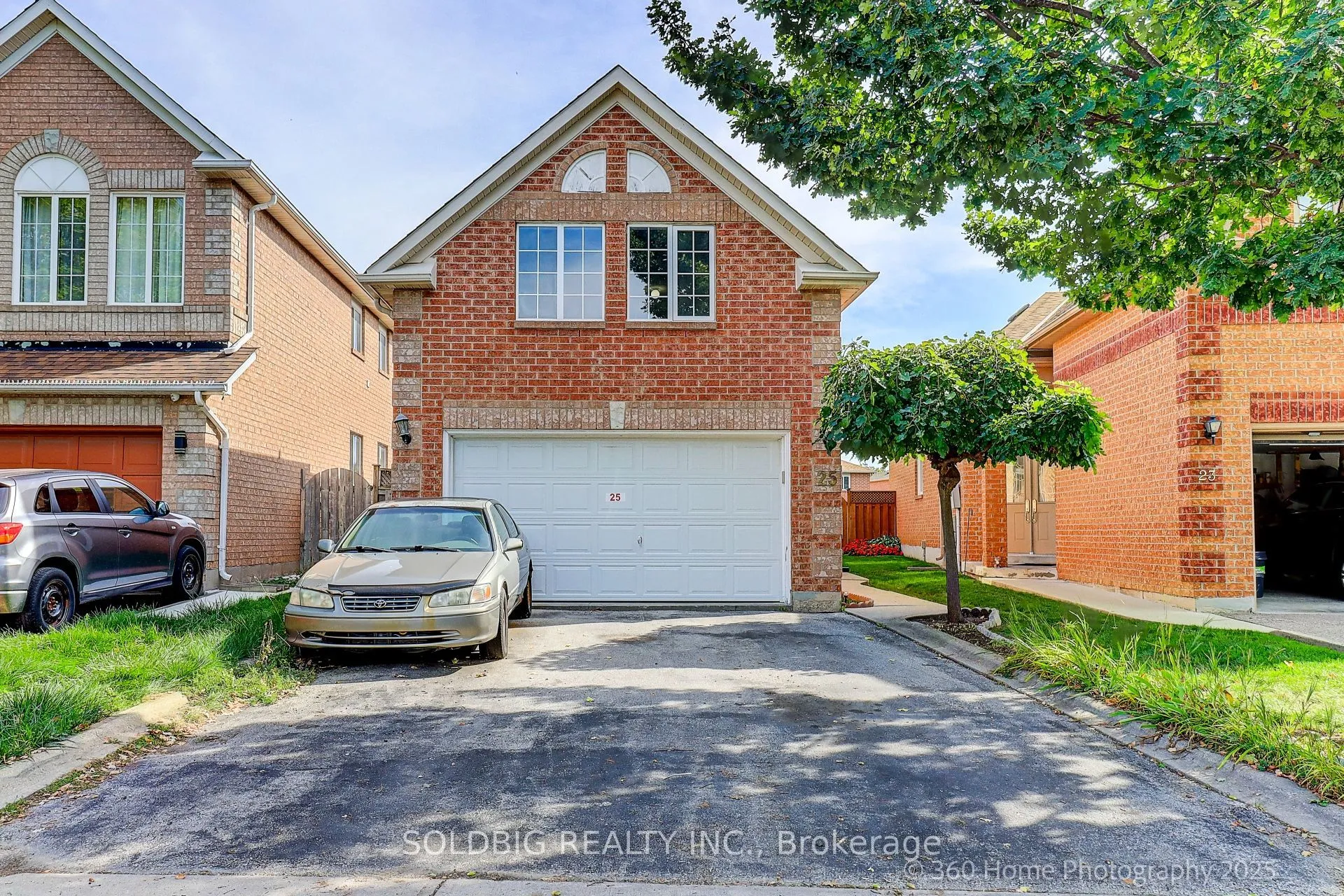 25 Trailridge Drive, ON L6X 4M6