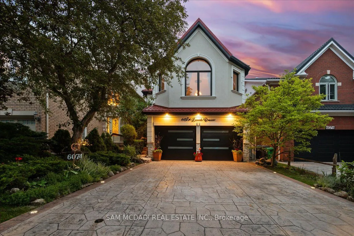 6074 Leeside Crescent, ON L5M 5K6