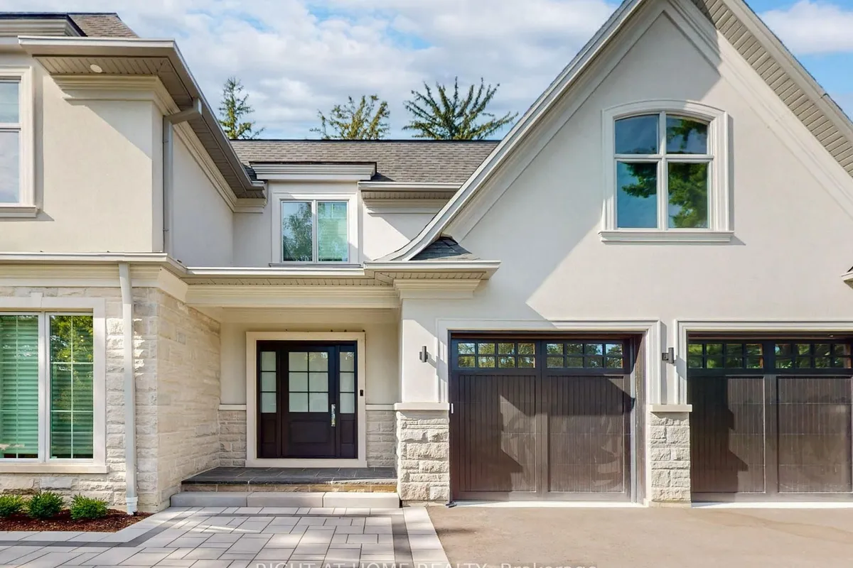 172 Burgundy Drive, ON L6J 4G1