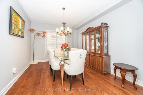 8 Goreridge Crescent, ON L6P 1P2