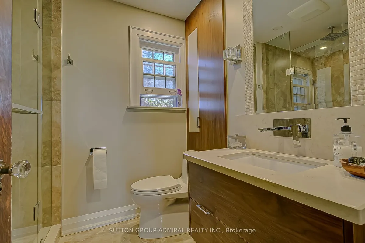 72 Baby Point Road, ON M6S 2G3