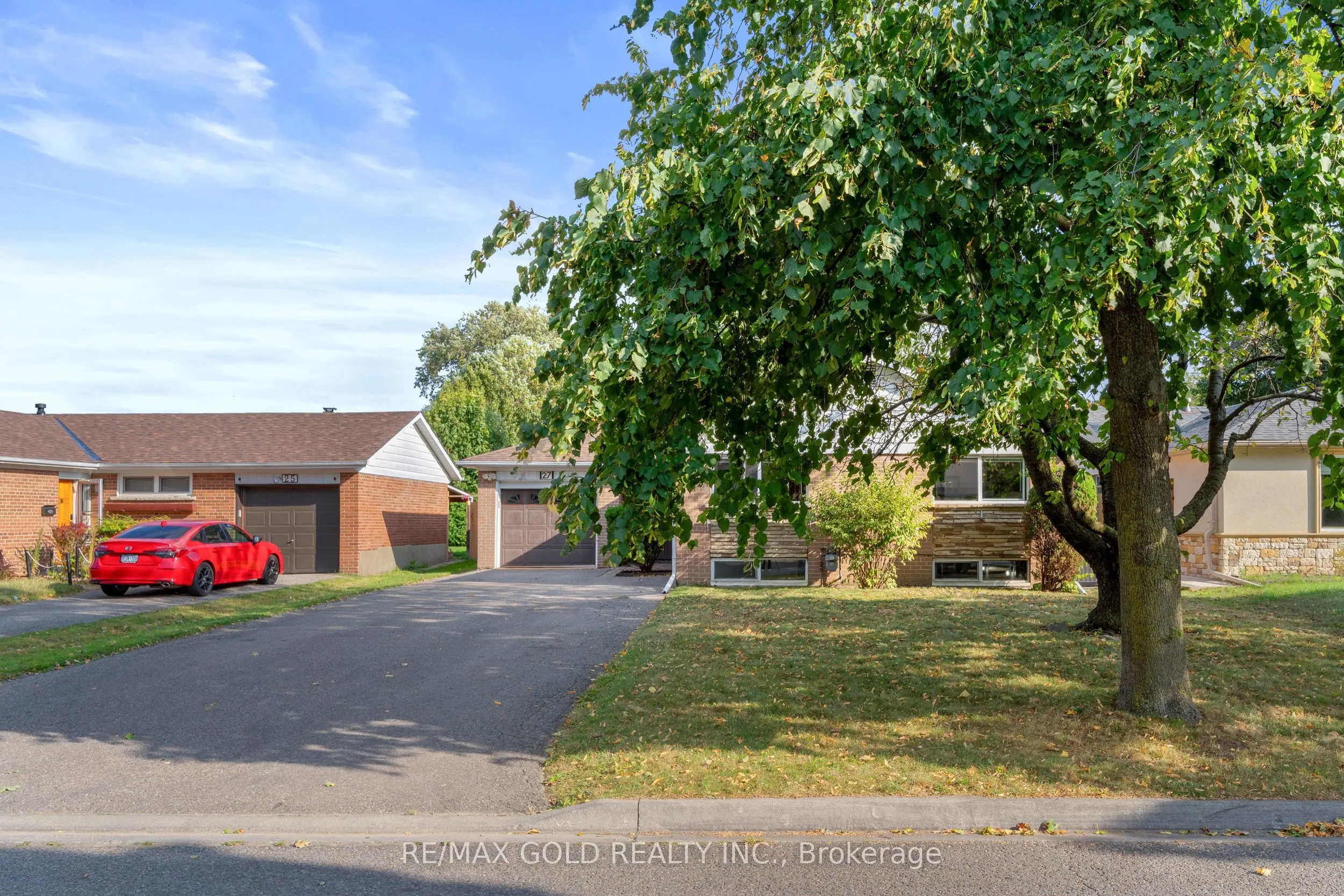 27 Burgby Avenue, ON L6X 2G7