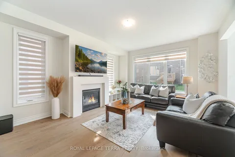 18 Gladmary Drive, ON L6Y 0E4