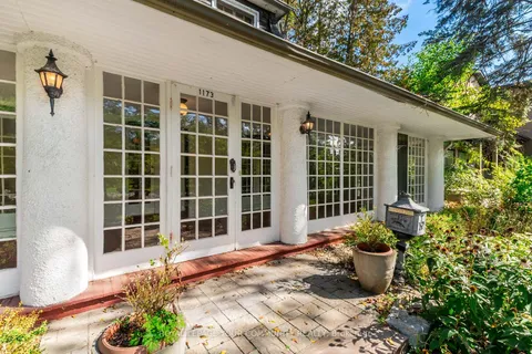 1173 Queen Victoria Avenue, ON L5H 3H2