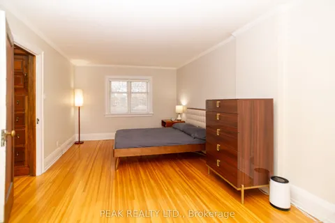 136 Humbercrest Boulevard, ON M6S 4L3