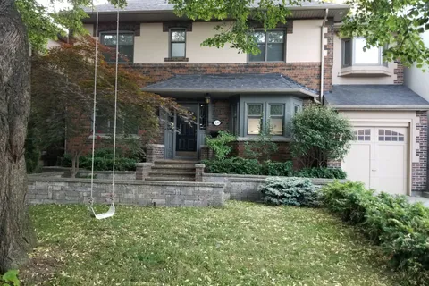 136 Humbercrest Boulevard, ON M6S 4L3