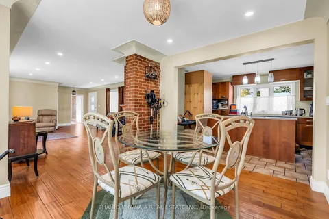 76 Ridge Drive, ON L6H 1B6