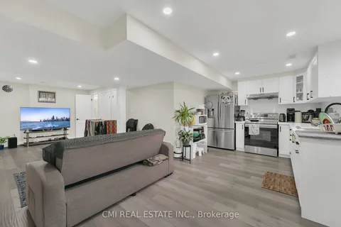 22 Wainwright Drive, ON L7A 4Y5