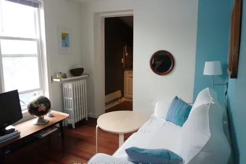 22 Brad Street, ON M6P 1N1