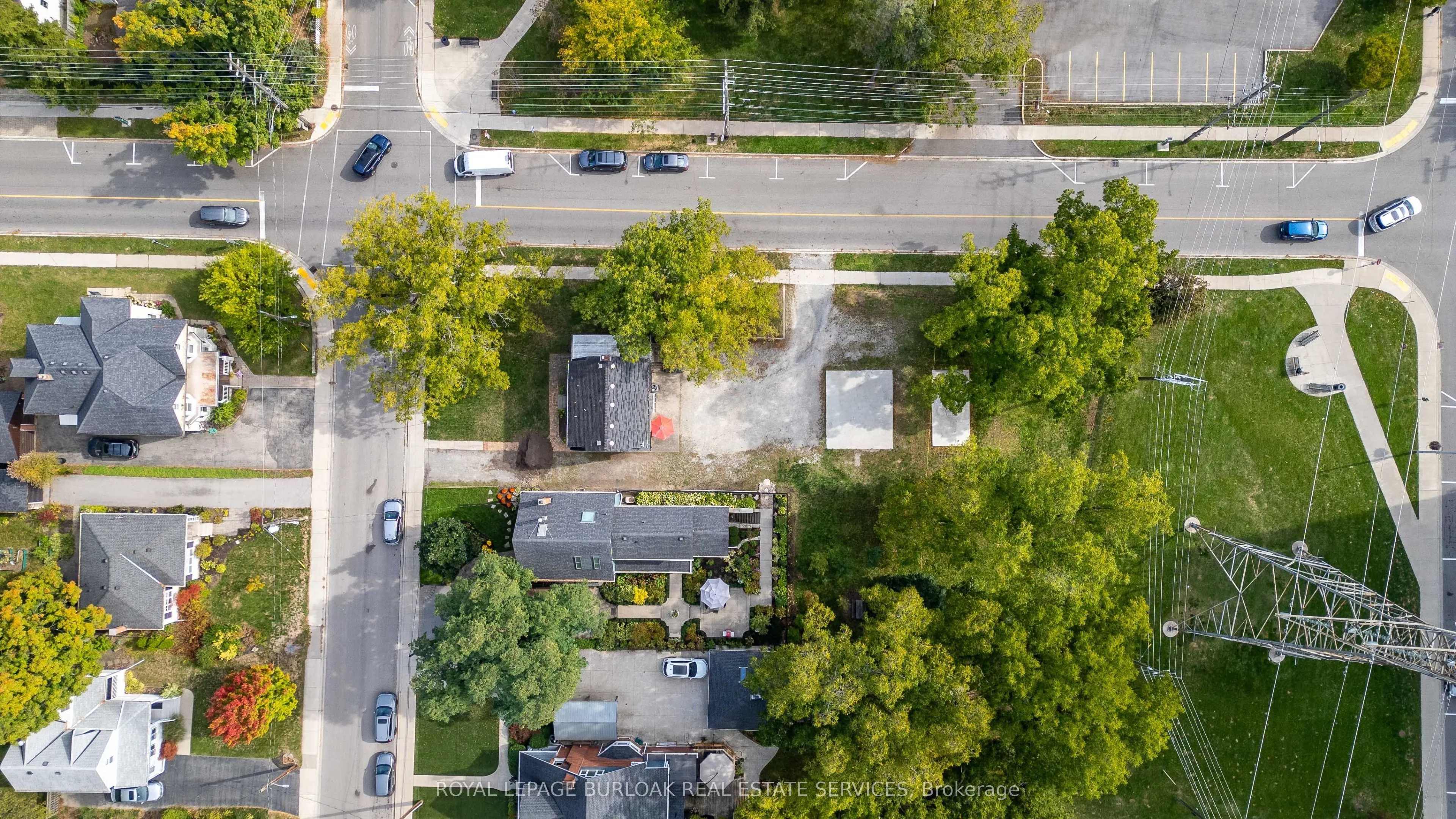 470 Nelson Avenue, ON L7S 1N5