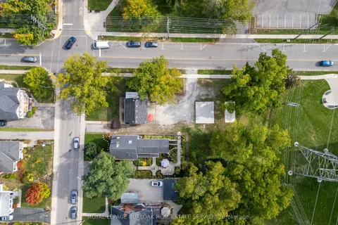 470 Nelson Avenue, ON L7S 1N5