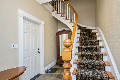 470 Nelson Avenue, ON L7S 1N5