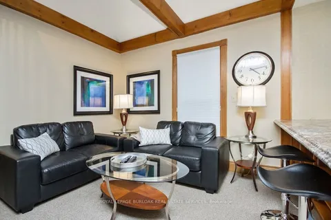 470 Nelson Avenue, ON L7S 1N5