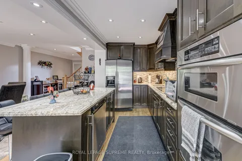 3241 High Springs Crescent, ON L5B 4G6