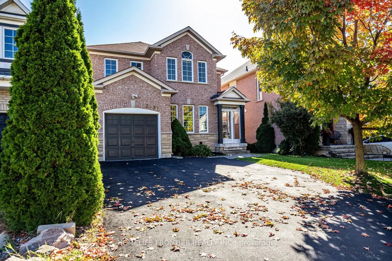 3391 Bruzan Crescent, ON L5N 8M2