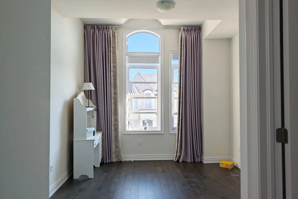 123 Ballmer Trail, ON L6H 0V5