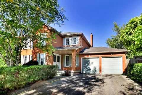 4342 Violet Road, ON L5V 1J8