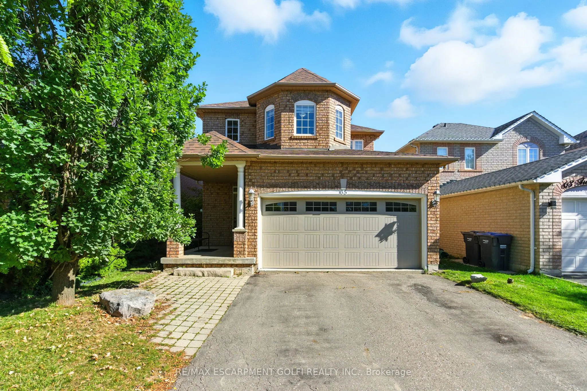 65 Twin Willow Crescent, ON L7A 1K2