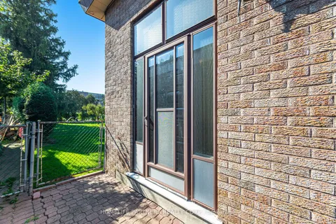 55 Wallasey Avenue, ON M9M 1E1