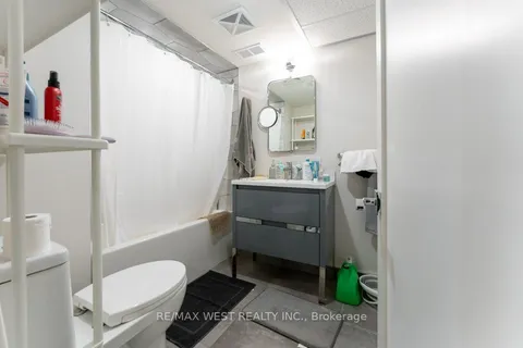 167 Quebec Avenue, ON M6S 3W1