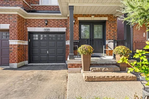 104 Humbershed Crescent, ON L7E 2X6