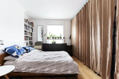 62 Hallam Street, ON M6H 1W6