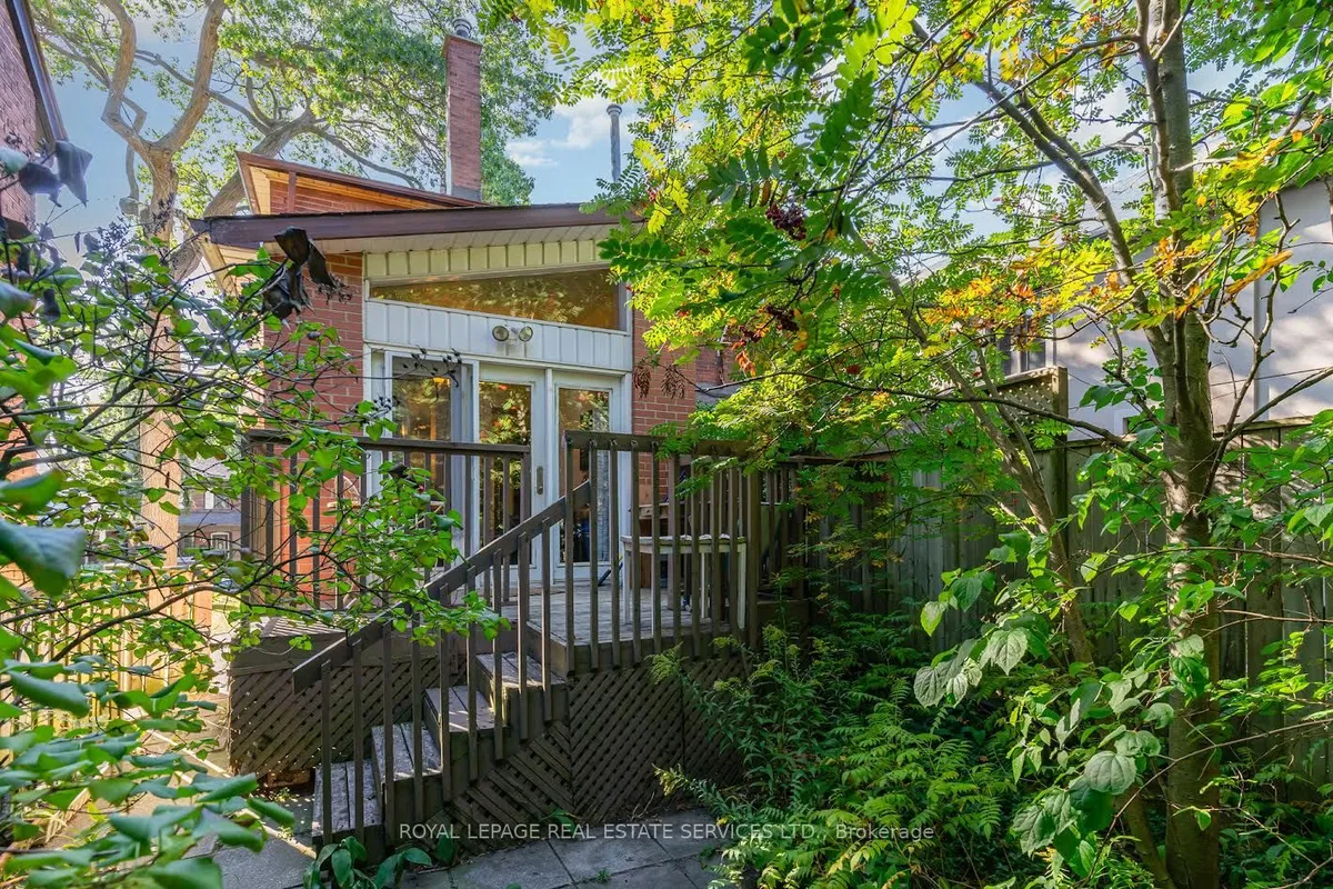 85 Kennedy Avenue, ON M6S 2X8