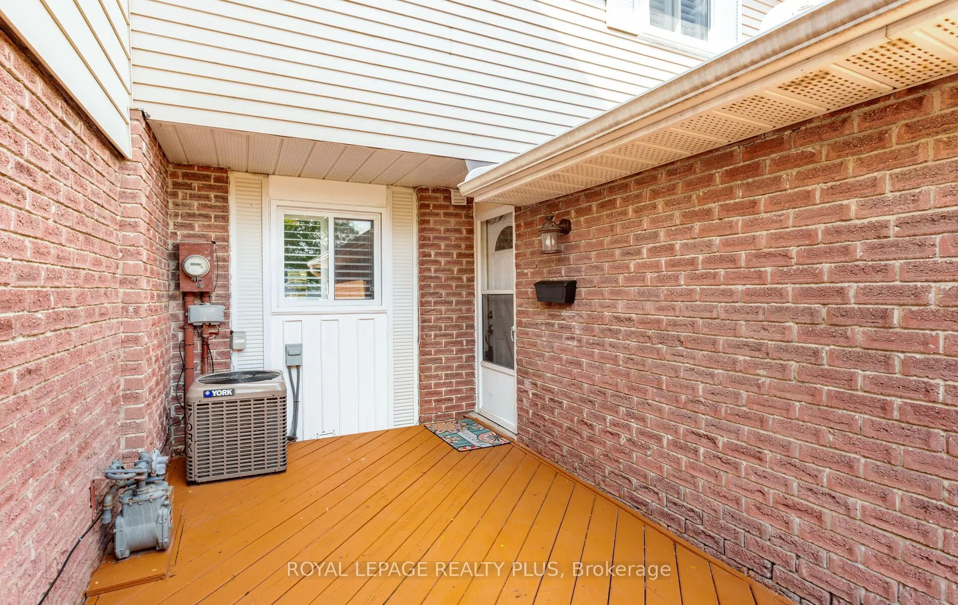 42 Gilmore Drive, ON L6V 3K4